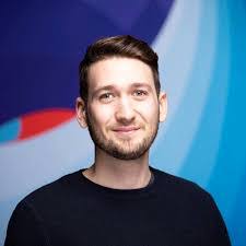 Chris Roig's Instagram, Twitter & Facebook