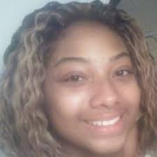 Ashley Kellum's Instagram, Twitter & Facebook