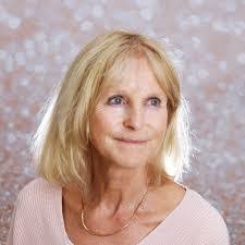 Angela Osborn's Instagram, Twitter & Facebook