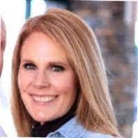 Tracy Macarthur's Instagram, Twitter & Facebook