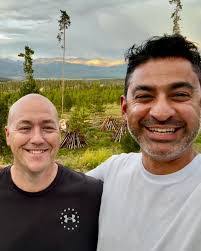 Taylor Ediger's Instagram, Twitter & Facebook