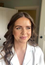 Laura Elizabeth Make-up