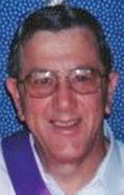 Dennis Grindle's Instagram, Twitter & Facebook