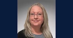 Amy Phares's Instagram, Twitter & Facebook