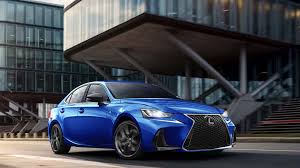 Öll þessi atriði koma saman til að skapa fágaða og áreynslulausa akstursupplifun fyrir ökumenn og farþega. 2020 Lexus Is Buyer S Guide Reviews Specs Comparisons