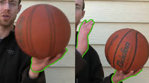 Keep your finger directly in the center of the ball where the grooves meet. Einen Basketball Auf Dem Finger Drehen 15 Schritte Mit Bildern Wikihow