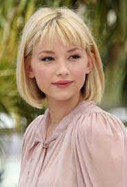 haley bennett blonde bob with bangs short hair styles hair styles bob haircut with bangs