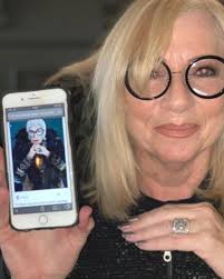 𝗟𝗜𝗦𝗔 𝗚𝗢𝗟𝗗𝗔𝗣𝗣𝗟𝗘