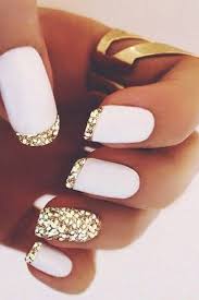 Wir Lieben Weihnachtsnageldesigns In Allen Varianten Und Farben Nageldesign Nagelideen Elegantes Nageldesign