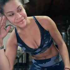 What time do daily challenges reset?