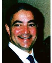 Dennis Strauss's Instagram, Twitter & Facebook