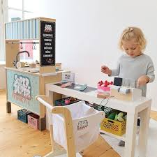 Ikea Knagglig Die 5 Besten Hack Ideen Fur Kinder Ikea Kinderkuche Aufbewahrung Kinderzimmer Puppenschrank