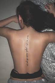 Spine Tattoo Bedeutung Flugzeug Hund Kreuz Musik Oberarm Palme Reisen Schulter Spine Tattoo Un Spine Tattoos For Women Spine Tattoos Spine Tattoo