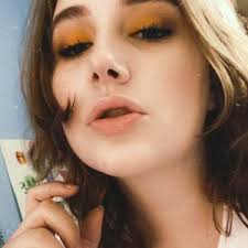 Haley Pelletier (@havenofear_haleyishere)