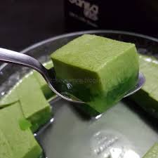 Agar agar will become solid at room temperature, but it will solidify faster in cold temperatures. Kitchen Samraj Pandan Coconut Agar Agar Pudding