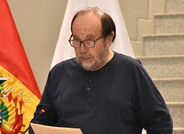 Junto con lo anterior, explicó que, en cuanto a los rubros, manufactura es uno de los que más requiere la presencia física de los trabajadores para mantener activa la producción, por lo tanto, es normal que el personal especializado en el sector considere que estar inoculado ampliará sus posibilidades de. Ministerio De Salud Y Deportes De Bolivia Gobierno Concreta Seguro De Vida Por Bs 100 000 Para Personal En Salud Afectado Por Covid 19