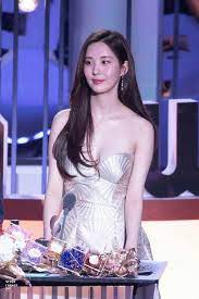 Seohyun's favorite male celebrity is johnny depp. Seohyun Snsd Wanita Cantik Gadis Cantik Asia Wanita