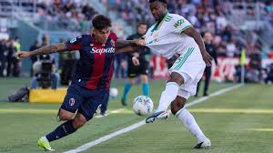 Evan Ndicka lascia il suo agente: “Gestirò da solo la mia carriera”