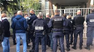 Commissariat rennes hôtel de police de rennes. A Rennes Les Policiers Manifestent Devant Le Commissariat Rennes Maville Com
