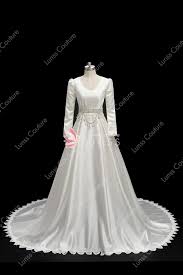 Ball gown wedding dresses in satin, tulle and more. Ivory Scoop Long Sleeve Ball Gown Long Wedding Dress Lunss