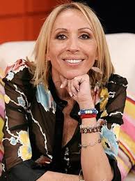 Laura bozzo, es una de las presentadoras peruanas más destacadas en la industria del entretenimiento internacional; Laura Bozzo Laubozzo Twitter