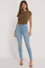 Esra damen jeans hose risse am knie high waist damen jeanshose skinny in vielen farben bis übergröße j184. Ripped Jeans Zerrissene Damen Jeanshosen Na Kd Com