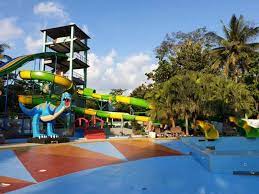 Oh iya di pantai beachpool ancol kalian juga bisa menyaksikan atraksi fly board yang keren setiap hari sabtu dan minggu jam 9 pagi dan 6 sore. Tiket Waterboom Mulia Wisata Waterpark Harga Promo 2021 Di Traveloka Xperience