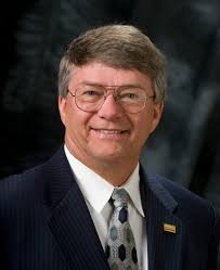 Linda Dobbyn's Instagram, Twitter & Facebook