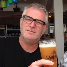 Chris Loft (@chrisloft)