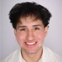 Jennifer Pinos's Instagram, Twitter & Facebook