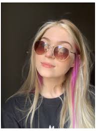 Aesthetic Hair Streak Pink Hair Streaks Marcele Bukvar Pink Hair Bleach Bit Front Hair Streak Pink Ha In 2020 Hair Streaks Blonde Hair Streaks Pink Hair Streaks