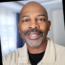 Everett Dockery's Instagram, Twitter & Facebook