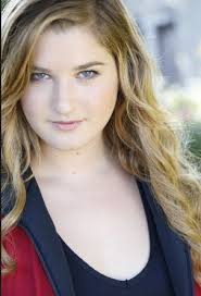 Danielle Greenup's Instagram, Twitter & Facebook