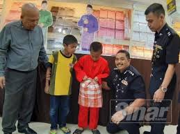 Lima aktivis itu termasuk setiausaha eksekutif kesatuan pekerja nasional. Ibu Pejabat Polis Daerah Ipd Ipoh Sinar Harian