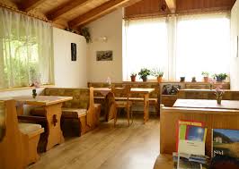 Es besteht aus 2 … Haus Karin Urlaub Sudtirol