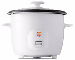 Untuk pemesanan silahkan hubungi : 10 Alat Masak Yang Harus Ada Saat Kamu Masak Di Dapur