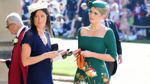 She is a member of the spencer family, an english noble family that holds multiple peerages including the earldom of spencer, the dukedom of marlborough, the earldom of sunderland, and the churchill barony. Lady Kitty Spencer Glanzender Auftritt Lady Di Nichte Posiert Mit Krassen Klunkern News De