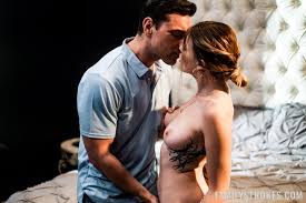 FFM threesome with gorgeous Alex Kane and Gracie Gates 14 photos