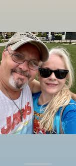 Happy 6 year anniversary to my wonderful and beautiful wife!!