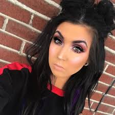 Jenna Barton (@jennaabarton)