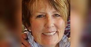 Elizabeth Armentrout's Instagram, Twitter & Facebook