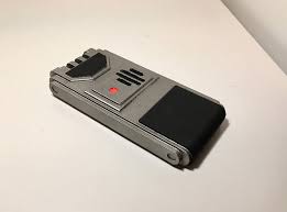Become a guardian with this the child real moves plush toy from the star wars: Action Spielfiguren Endor Rebel Soldier Wrist Communicator Replica Prop Display Piece Spielzeug Star Wars Usa Ai