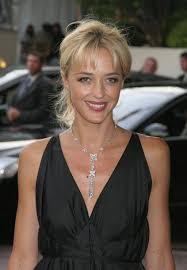 Hélène de fougerolles a actuellement 47 ans, sa date de naissance est le 25/02/1973, catégorie acteurs, signe astrologique poisson. Helene De Fougerolles Helene De Fougerolles Actrice Francaise Actrice