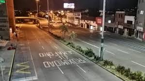 La mandataria pidió a las personas realizar un. Toque De Queda Hoy 9 De Abril A Que Hora Empieza Revise Los Horarios Y Restricciones En Medellin Cali Y Barranquilla Marca Claro Colombia