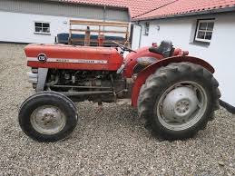 Kob Pa Auktion Vigtig Information Om Auktionen Transport Ved Rtl Randers Massey Ferguson 135b Benzin Momsfri Victoria Loung Smedejernsport Poolbord Auktion