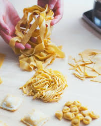 Pasta Fresca All Uovo Sfoglia E Formati Ricetta Cibo Siciliano Ricette Idee Alimentari