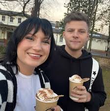 Currently moving my rig back home.. had a little whoopsie when taking it  all apart.. cross my fingers and hope or just replace it?