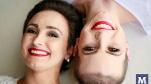 Brusquenses com câncer participam de exposição fotográfica