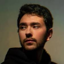 Oscar Welsh's Instagram, Twitter & Facebook