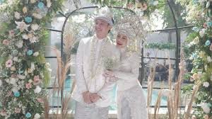 Artis Cantik Dinda Hauw Putuskan Berhijab Hingga Pernah Ragu Taaruf Kini Menikah Dengan Rey Mbayang Tribun Jabar